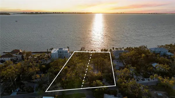 2046 ALAMEDA AVE, Sarasota, FL 34234