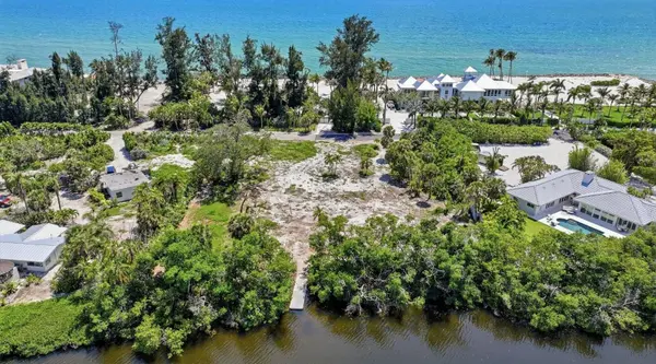 7723 SANDERLING RD, Sarasota, FL 34242