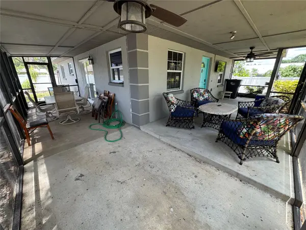 2751 72ND AVENUE DR E, Sarasota, FL 34243