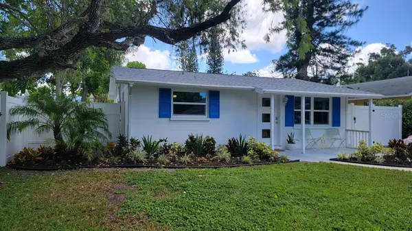 3440 CHAPEL DR, Sarasota, FL 34234