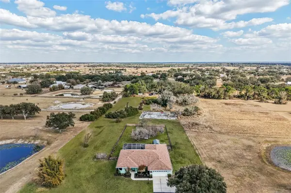803 BEL AIR STAR Pkwy, Sarasota, FL 34240