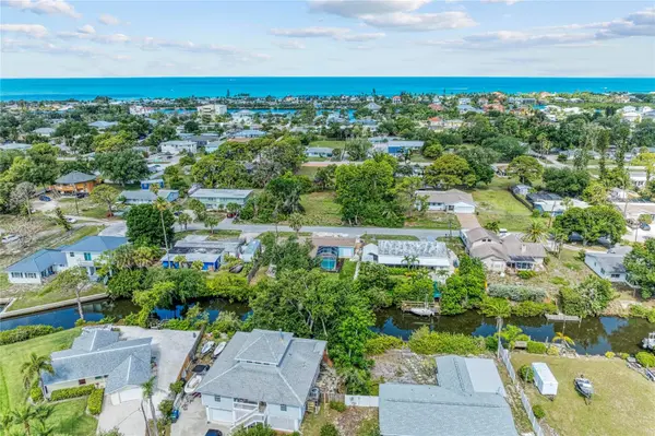 312 WINFIELD WAY, Nokomis, FL 34275