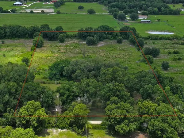 9827 SE HOTH RD, Arcadia, FL 34266