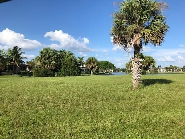 17201 BARCREST LN, Punta Gorda, FL 33955