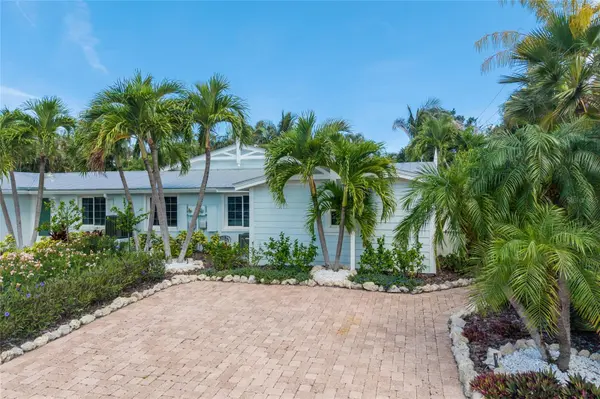 324 64TH ST, Holmes Beach, FL 34217