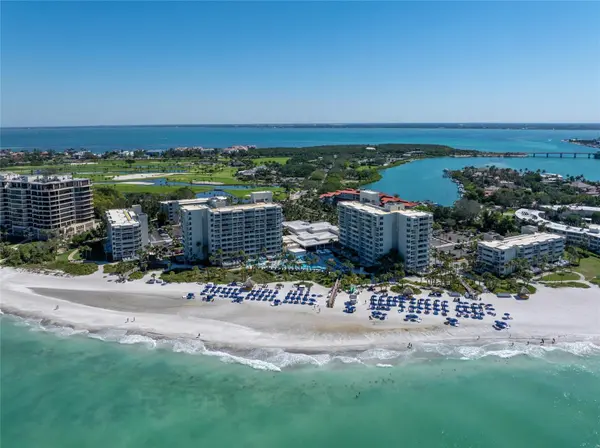 210 SANDS POINT RD #2101, Longboat Key, FL 34228