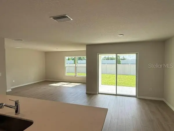 5732 SILVER MOONLIGHT DR, Palmetto, FL 34221