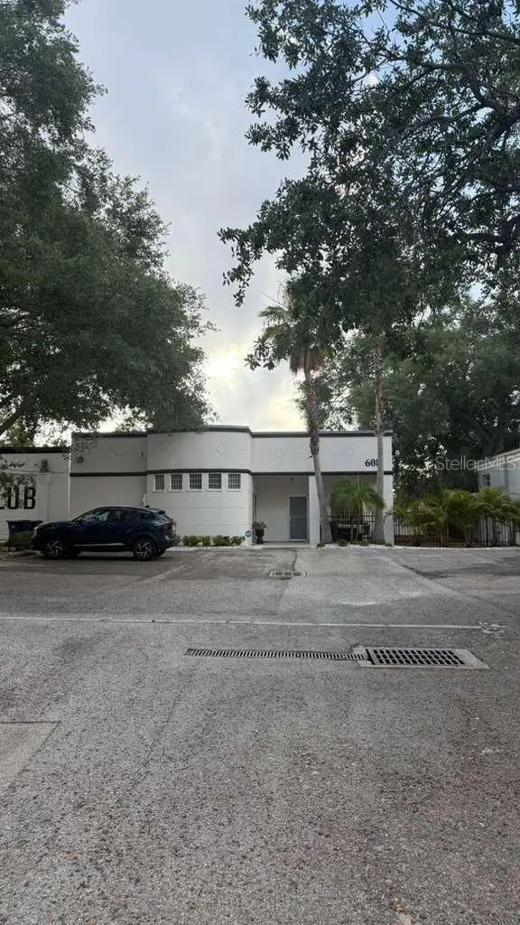 608 S TAMPANIA AVE, Tampa, FL 33609