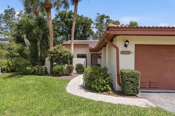 6403 PELICAN DR, Bradenton, FL 34210