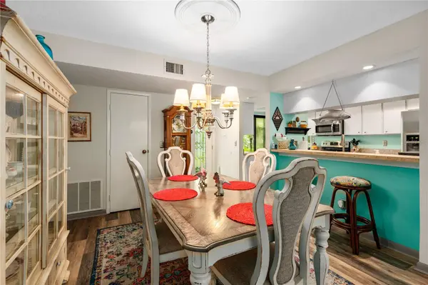 1701 PELICAN COVE RD #GL359, Sarasota, FL 34231