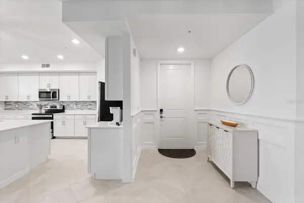 17585 BORACAY CT #2-102, Venice, FL 34293