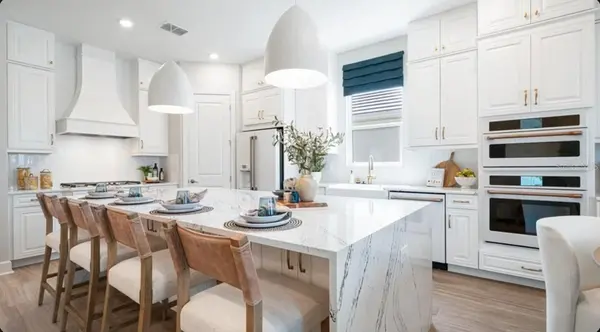 7701 BLUE MOON RUN, Sarasota, FL 34241