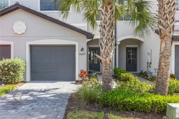 15227 SUNNY DAY DR, Bradenton, FL 34211