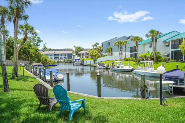 5673 MIDNIGHT PASS RD #201, Sarasota, FL 34242