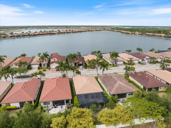 191 MARAVIYA BLVD, North Venice, FL 34275