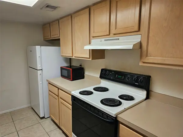 5400 26TH ST W #E80, Bradenton, FL 34207