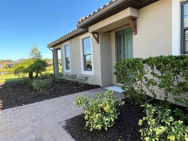 10433 MORNING MIST LN, Sarasota, FL 34241