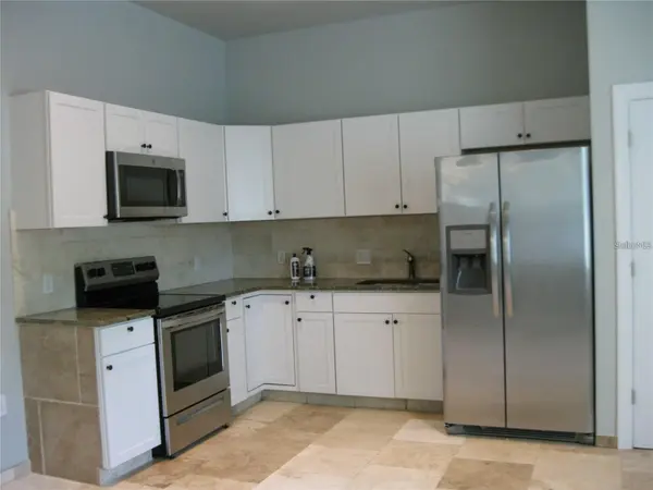 2009 COCOANUT AVE #1, Sarasota, FL 34234