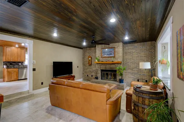 2690 TEMPLE ST, Sarasota, FL 34239