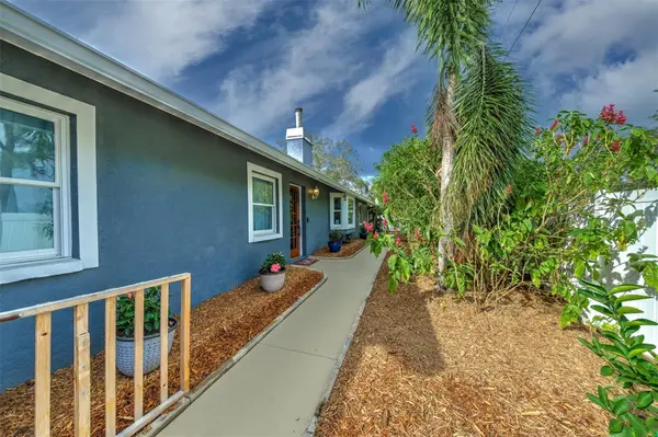2690 TEMPLE ST, Sarasota, FL 34239