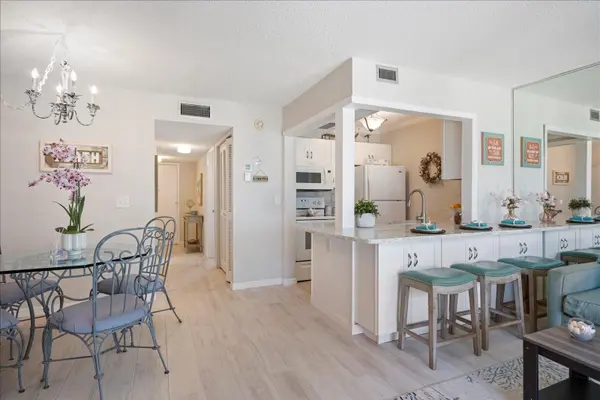 1604 STICKNEY POINT RD #102, Sarasota, FL 34231