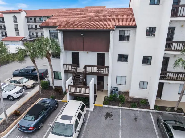 1604 STICKNEY POINT RD #102, Sarasota, FL 34231