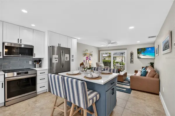 5830 MIDNIGHT PASS RD #48, Sarasota, FL 34242