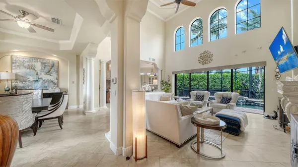 1630 ASSISI DR #18, Sarasota, FL 34231