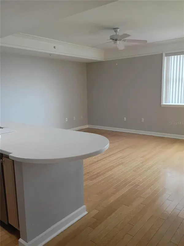 750 N TAMIAMI TRL #1007, Sarasota, FL 34236