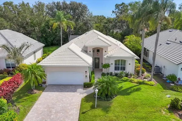 7916 HAMPTON CT, University Park, FL 34201