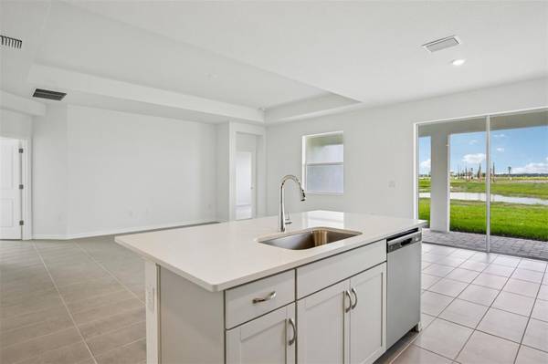 8725 CANARD CV, Palmetto, FL 34221