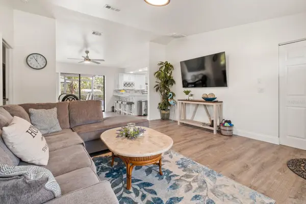 9080 CALOOSA DR, Venice, FL 34293
