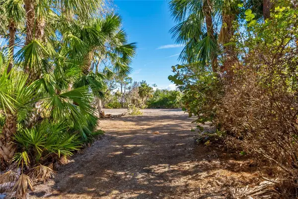 7219 PINE NEEDLE RD, Sarasota, FL 34242