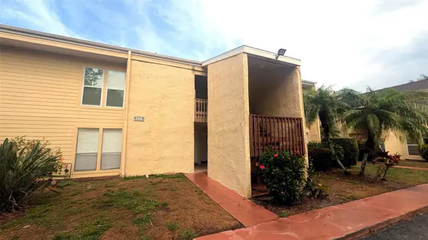 3413 CLARK RD #114, Sarasota, FL 34231