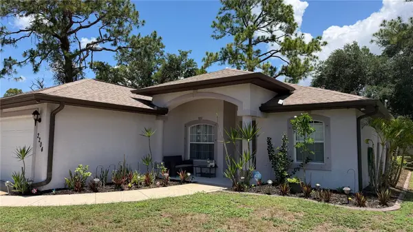 2204 SPARKLE LN, North Port, FL 34286