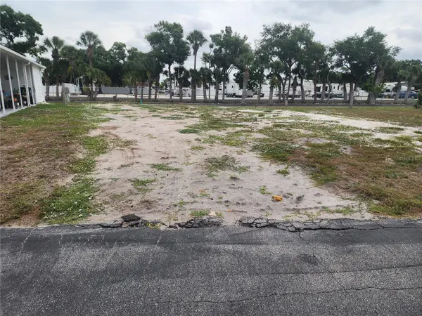5515 DENMARK DR, Bradenton, FL 34207