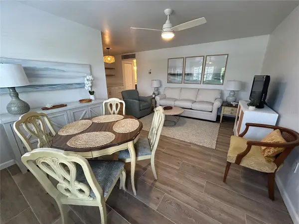4480 IRONWOOD CIR #213A, Bradenton, FL 34209