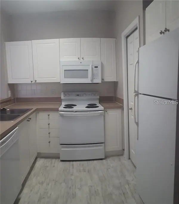 5152 NORTHRIDGE RD #204, Sarasota, FL 34238