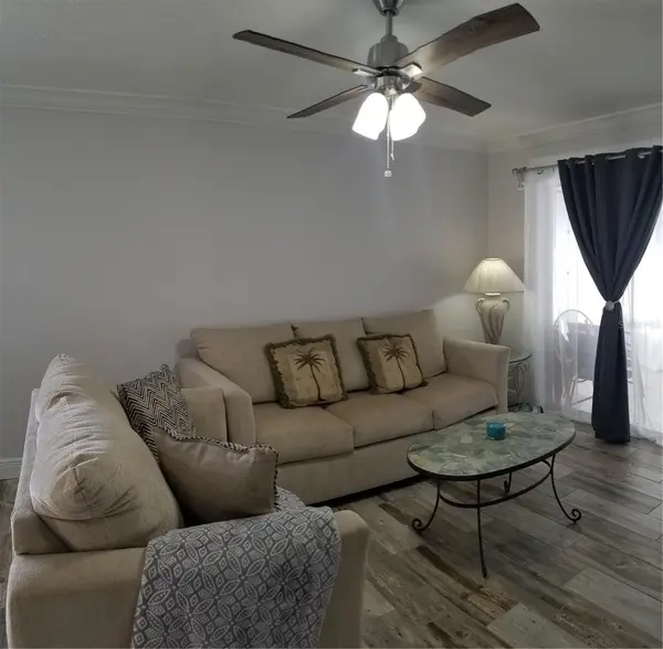 2772 WOODGATE LN #28, Sarasota, FL 34231