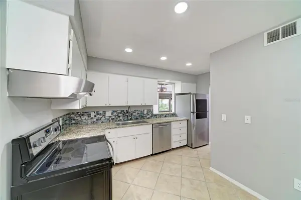 2224 BAHIA VISTA ST #E6, Sarasota, FL 34239