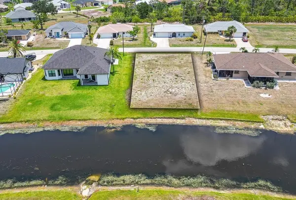 168 MARK TWAIN LN, Rotonda West, FL 33947