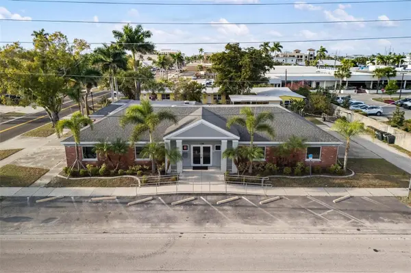 128 W CHARLOTTE AVE, Punta Gorda, FL 33950