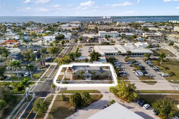128 W CHARLOTTE AVE, Punta Gorda, FL 33950