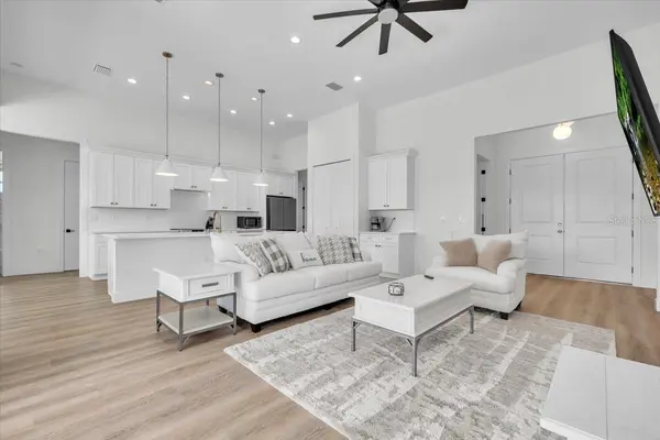 3083 JEANNIN DR, North Port, FL 34288