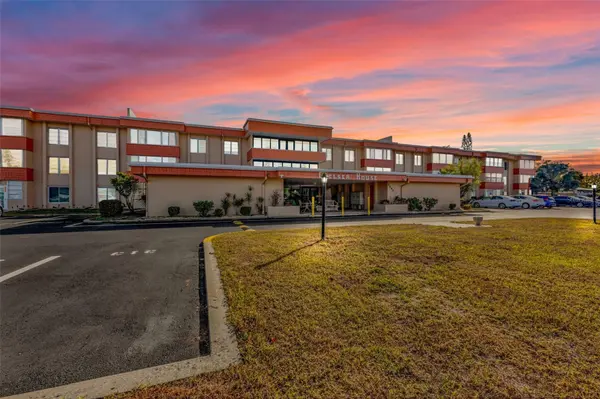 2290 AARON ST #109, Port Charlotte, FL 33952