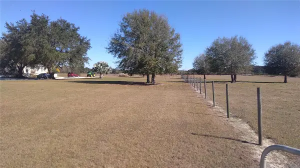 12051 AVON PARK CUT OFF RD, Fort Meade, FL 33841
