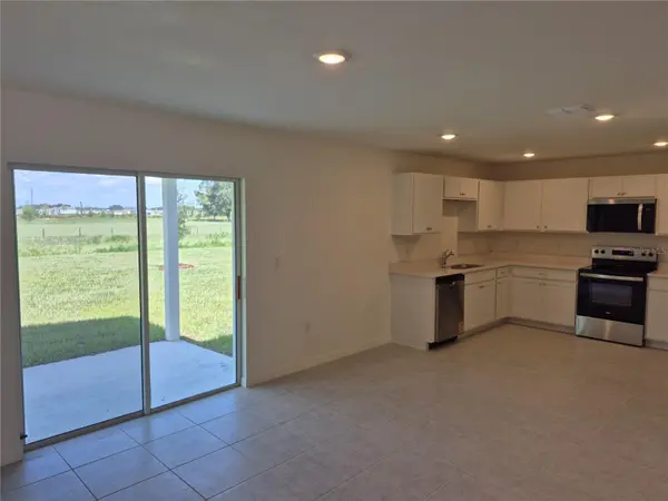 8813 PINE BARK WAY, Wildwood, FL 34785