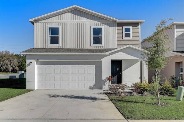 2076 GOLDEN BEAK DR, Eagle Lake, FL 33839