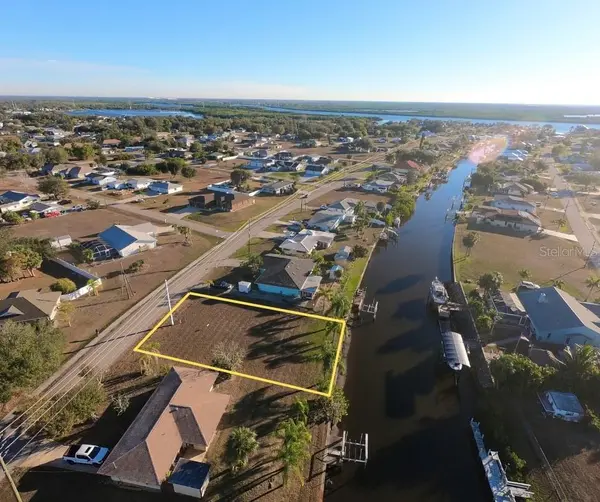 27193 VOYAGEUR DR, Punta Gorda, FL 33983