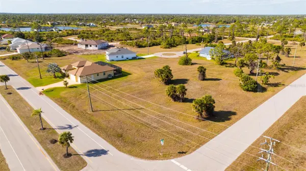64 HARNESS RD, Placida, FL 33946